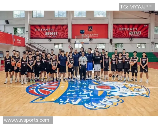 体育实时数据刘芳专访：回顾她的篮球生涯与奋斗历程的精彩瞬间